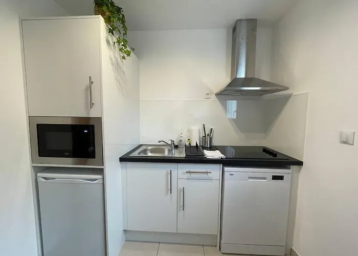 Thuit De L'oison - Superbe F2 Duplex