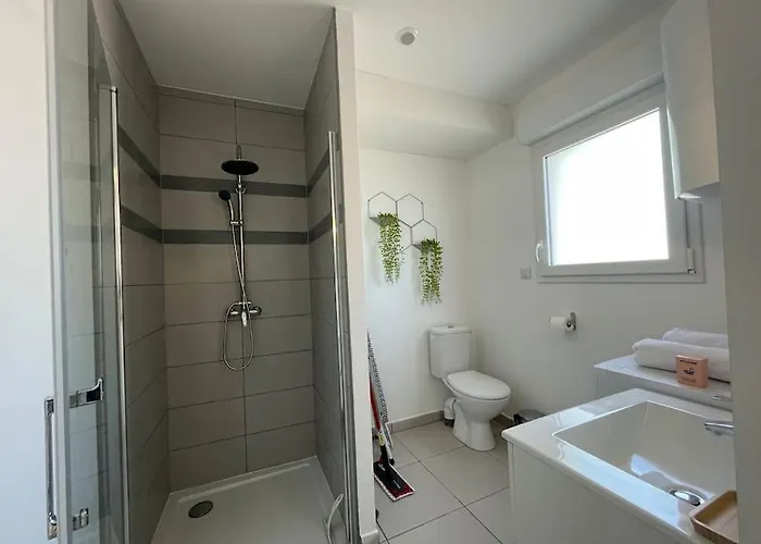 Thuit De L'oison - Superbe F2 Duplex *